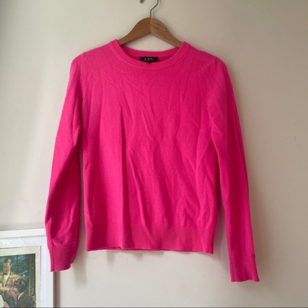A.P.C. Nola cashmere Sweater in Neon Pink